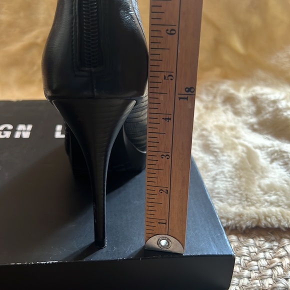 Levity open toe, heeled booties - Picture 8 of 9